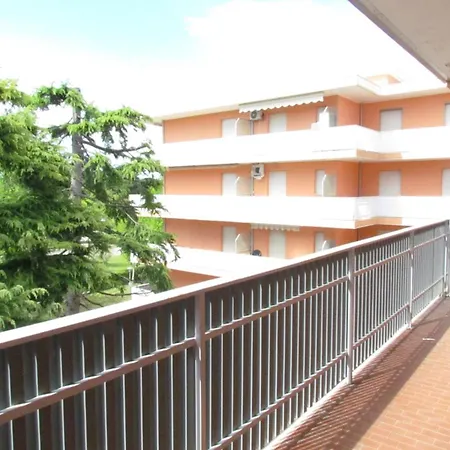 Comfy Flat In A Residence-Beahost