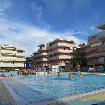 Lejlighed Comfy flat in a residence-Beahost