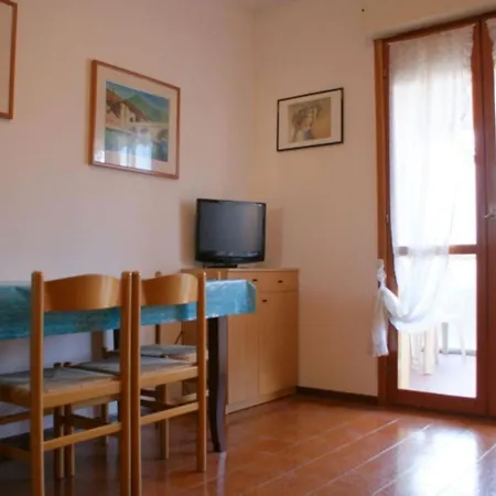 Apartment Comfy Flat In A Residence-beahost